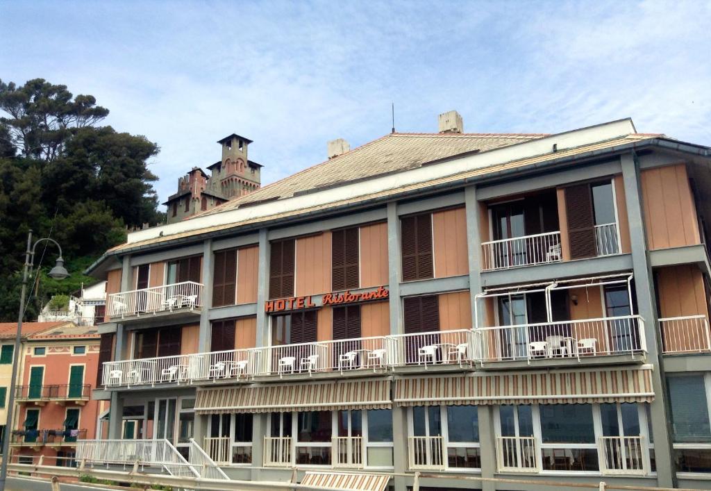 Maggiore Hotel 3*